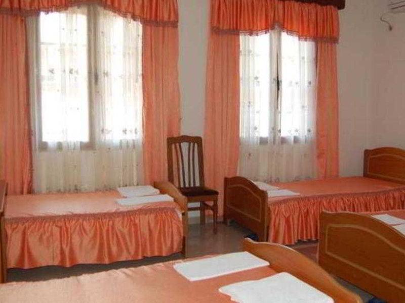 24D8D0E1834F3ABF47BFAD475A04BCE9