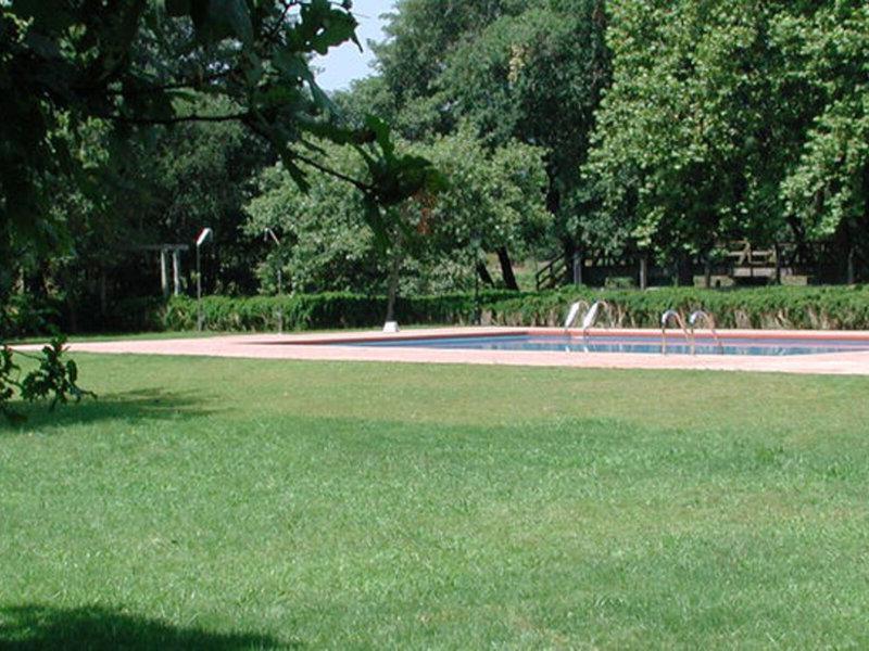 51657544708AB577A839F565E2207901