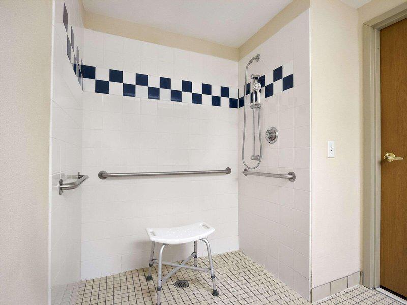 FC02EAB30F247024167F5E8A1363D0EE