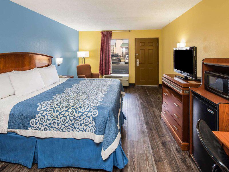 682949F155101BED8207803961BFC20F