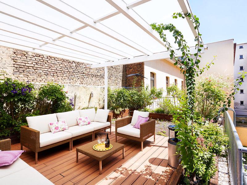 9C9DA83D43C6FACD23586DFD038F990E