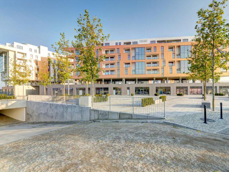 D50EA5F663A0F04C32008A9D78089500