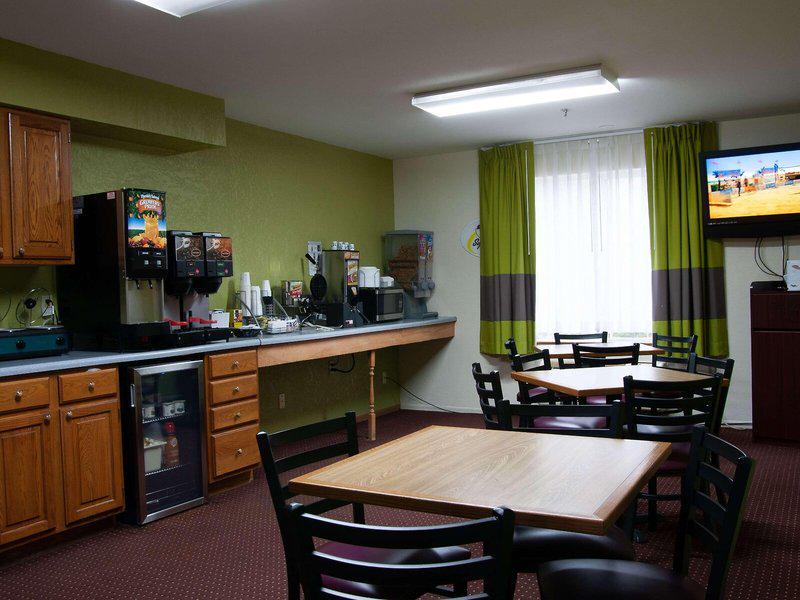 B1D9FDFA40125368F5642990A5D1E642