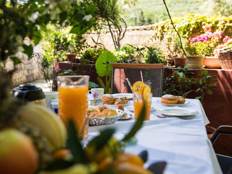 54CB8E2F46BC55FF1B04A894D714308D