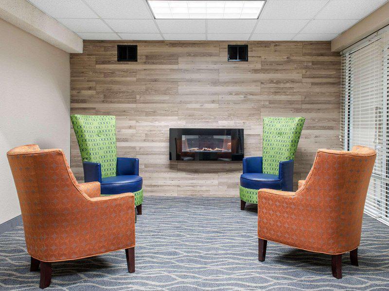 FA4EC95168737F9DC07B74B8252C03F3