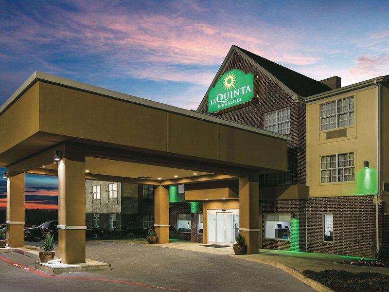 17C9CCDAB16209C3AA8A0943B91DD24B