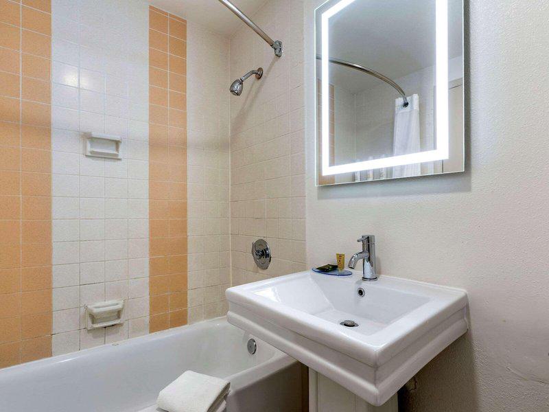 187D59AF04E21435DB53B3BC3CE00FA1