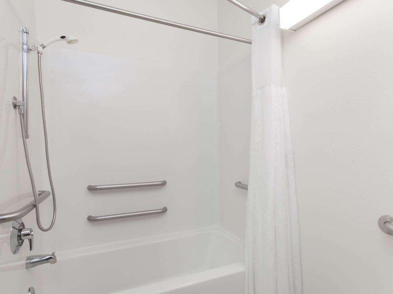 48AD343AB606E860C7D3B40FFBD8FBEA