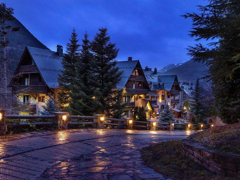 B2D6BF03F3F42C8FA1AA3B2B5CDBA7A7