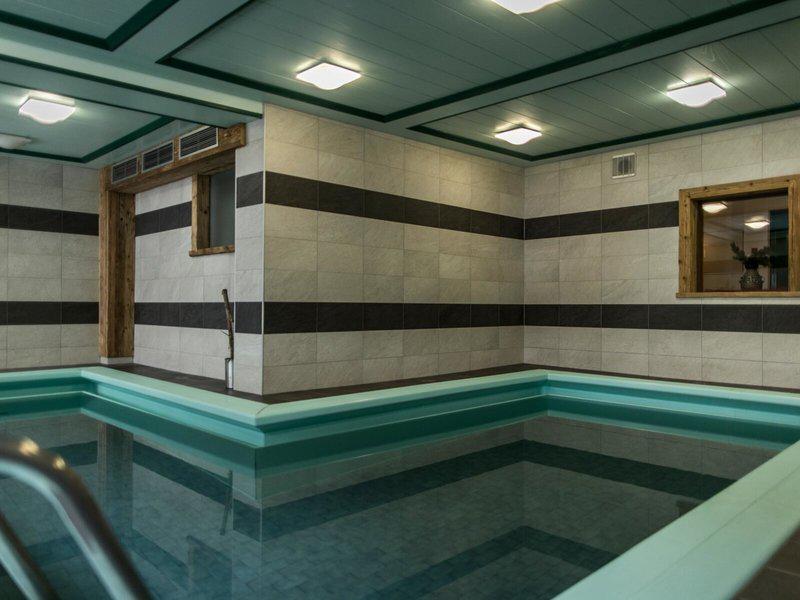 F679995D63F5D3698C19099A9AE7502D