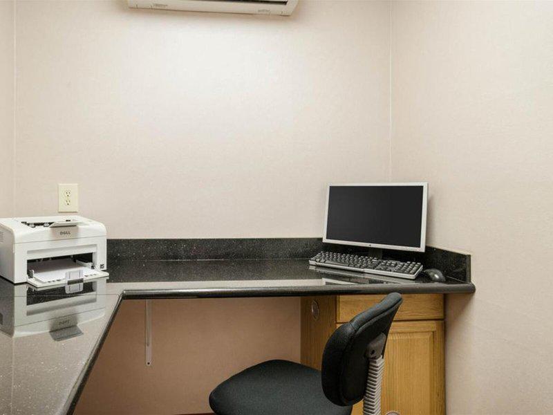 7AC067C0F98C4391F03B68F931F713DE