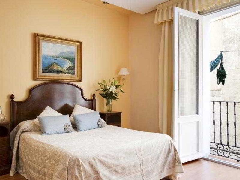 F2F8E4EF8CABD99B99ED1C985F102AEA