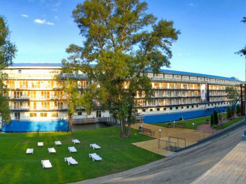 D4BE741DB197C9EABF534BE08D9D4863