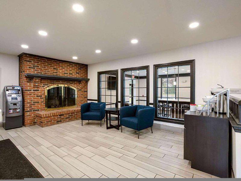 CAD002FE90FE40A24E2A76AFD8A62F7C