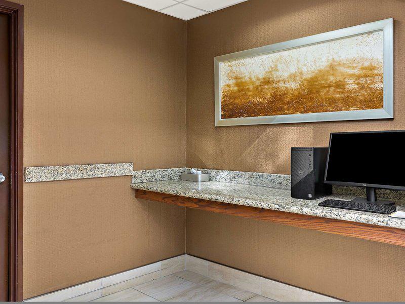 47BC042A0588C72D0AA7336EFF71AF08