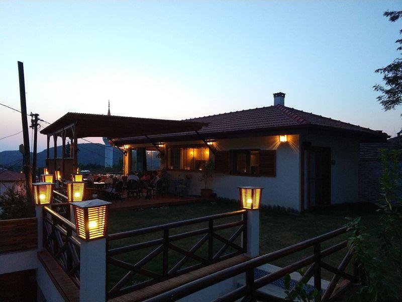 795850E33B1CEC7A555D8FE9456F834D