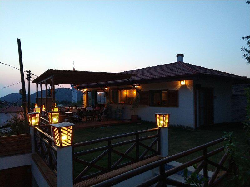 94A027996A15E0EAD94277F7A548BC73