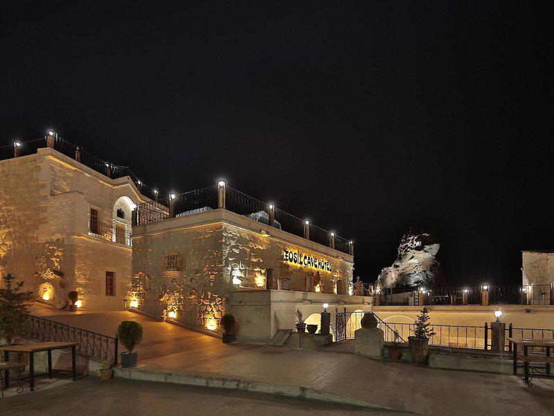 5C3715EAD1C02F0F580DE4C8C272F4AE