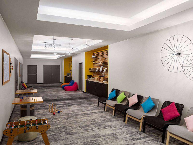 003BBE26B2ADAA7F4B8F11D95704C1E2