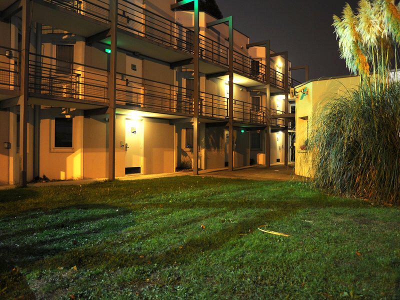 8523B4C3F7142BD85CBCB9C3A7ECB733