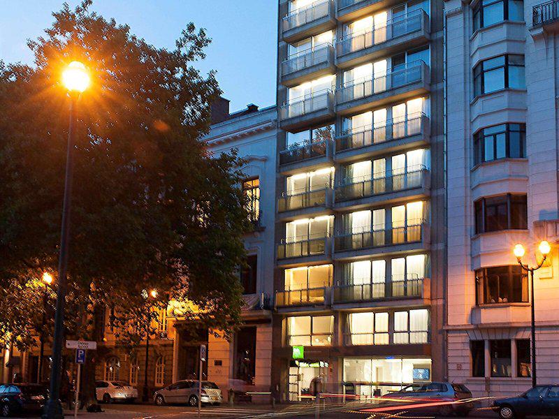 F88E27269B8BEF8C27CF5DF51A8E2E1C