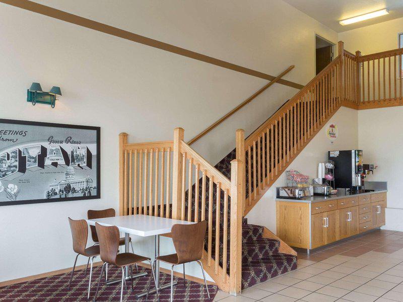 37F1EA49ADF359620311CEF9AAC3DAD1