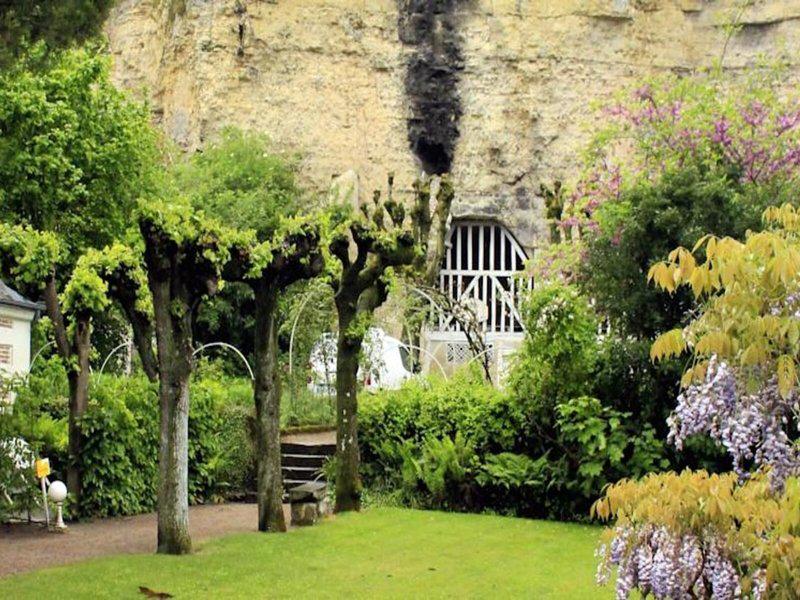 A38DA917146FAD6B5890F158067612B7