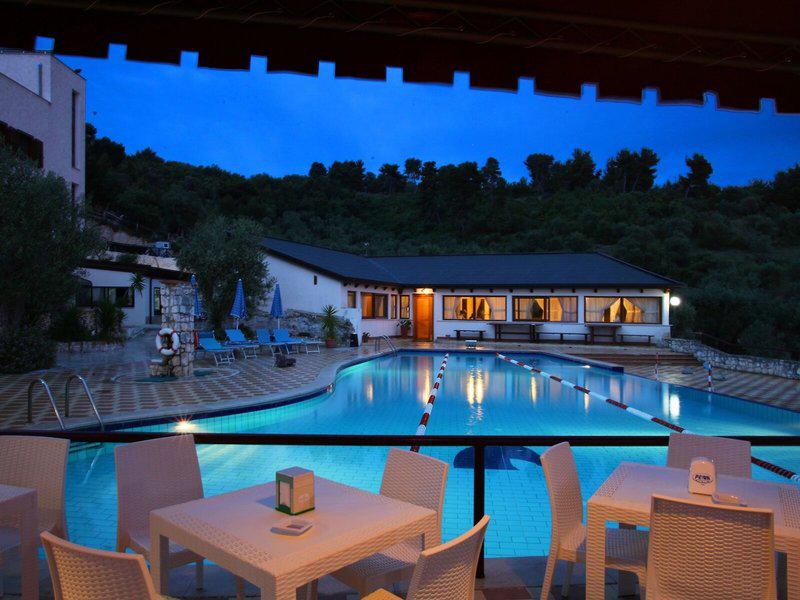 885DADDCE2D16A4E2284CE091FE1BB4C