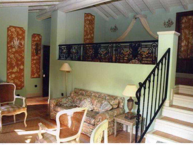 B4BAE77CC0423C2B113F988293484D44