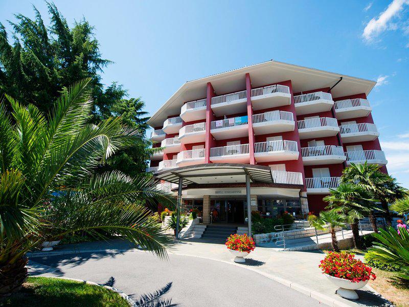 D398BC30B95FD363D3D8B477D785D73A