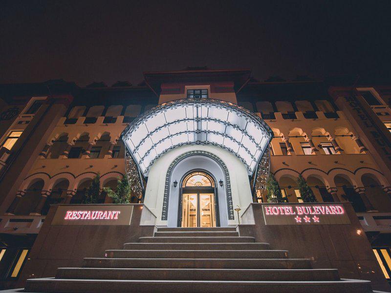 FACC82C7090D8BCA12F005566A6C3160