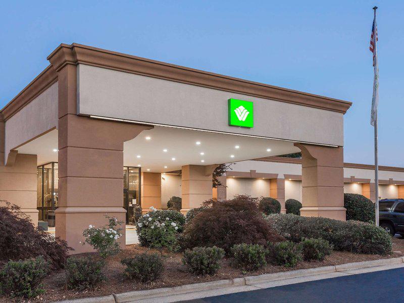 16C6DEA0A46B25D1054DA38DDE5516EA