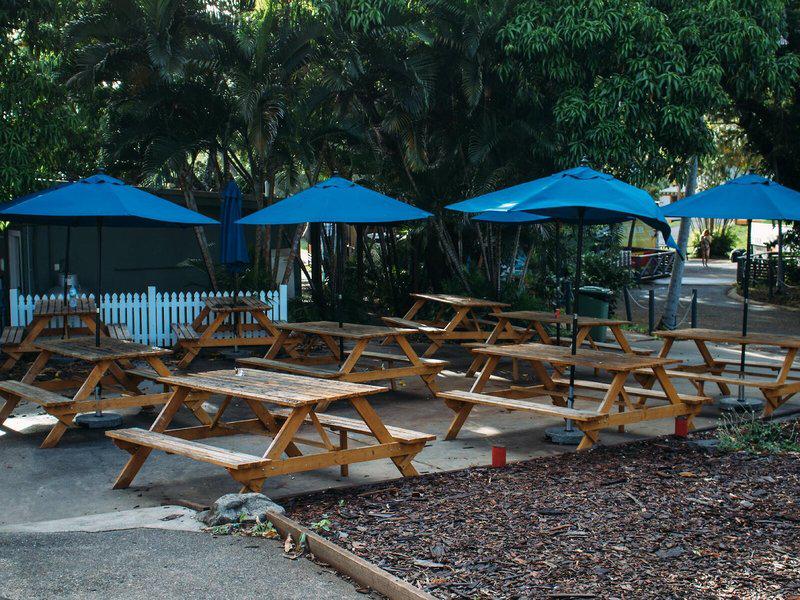 41C121EDC945BF7E5220D7AD91245C09