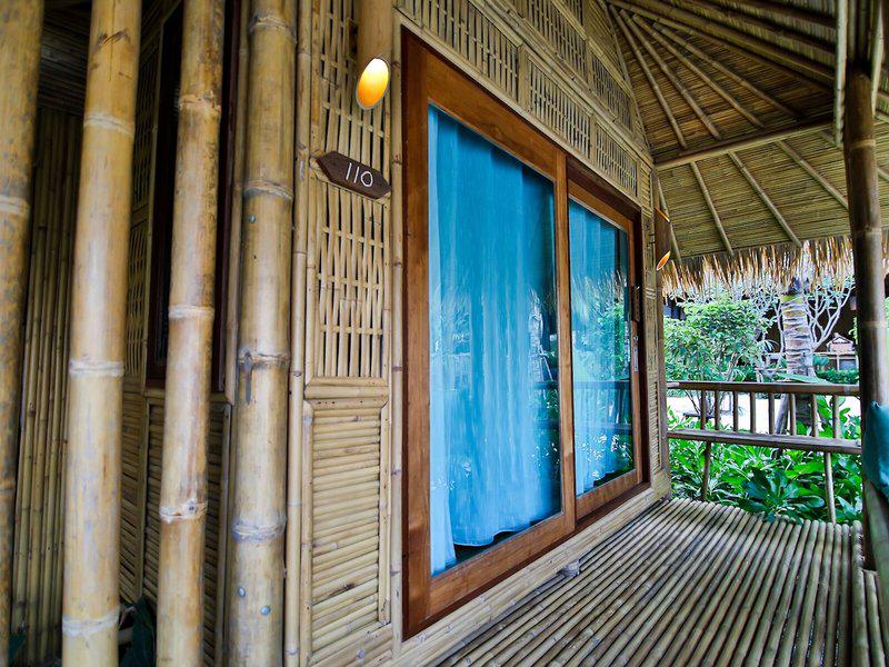 55FCC4A5E7B9827CD16726F71A3B178D