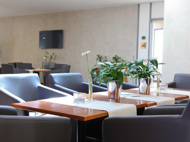 2CAE9F0402E11EFE0FD1847BF798F431