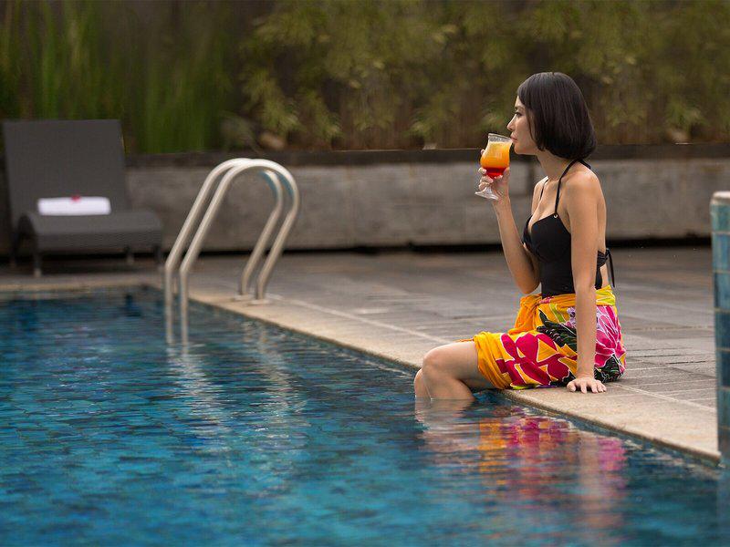 7F7D0AEBE56149276F4EBAA2DECBAA80