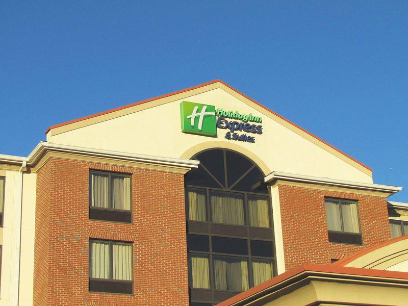 106A37405B918A2FE8A7B96A2E5C933B