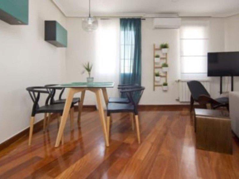 89E34FD2A416AD8419C48C596F2DDE3E