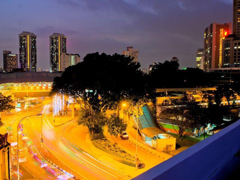 3208DCF66A7BB8C5CACF323F5ABF5A58