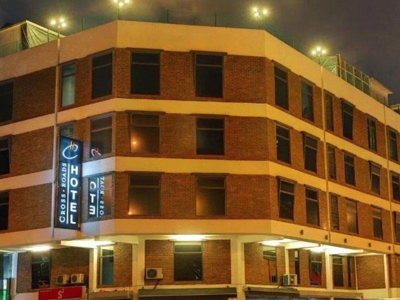 8F306417CF7C959392A74DEE91E6BE00