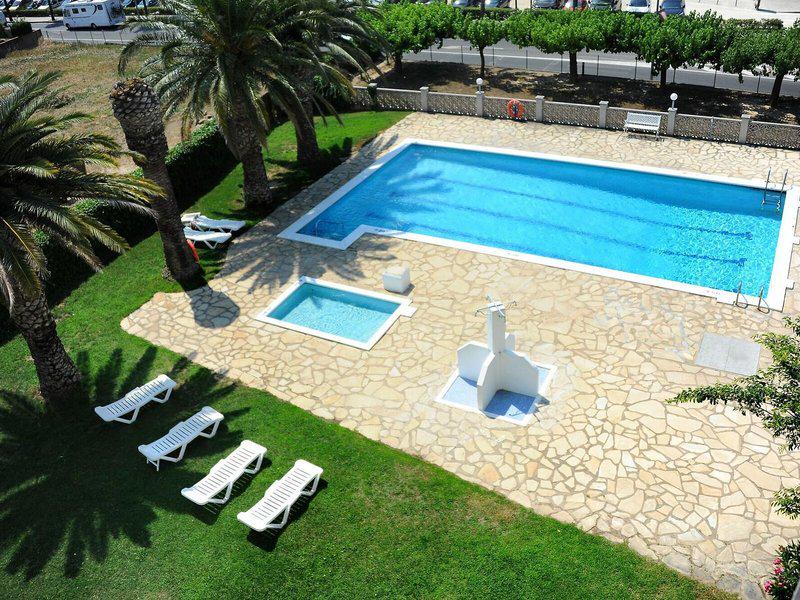 DFF38559F13A4408806546FB7084F431