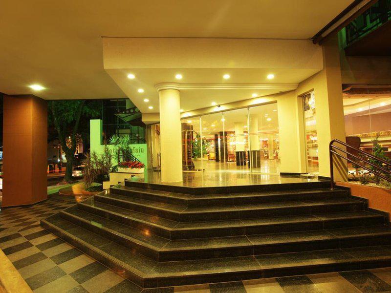 B65D83FECBE9742784DAEF6AA8C79B40