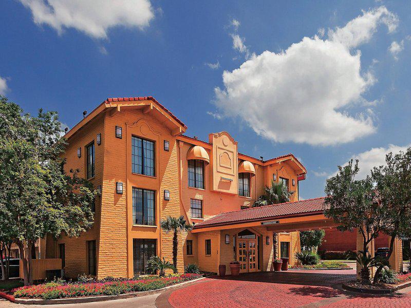 868D438FDC15B045665C194E7B3DF617