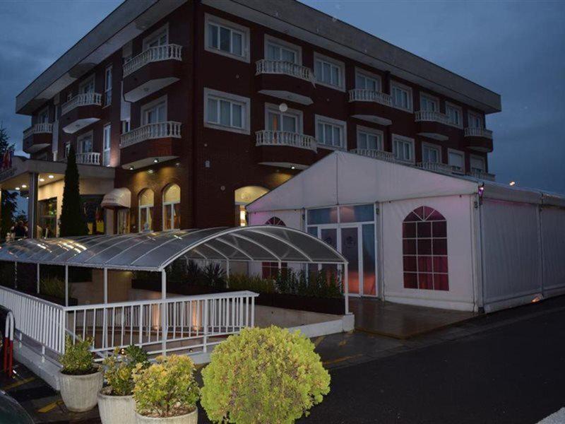 1EE9DC38C4555EF5129AB22DE605862E