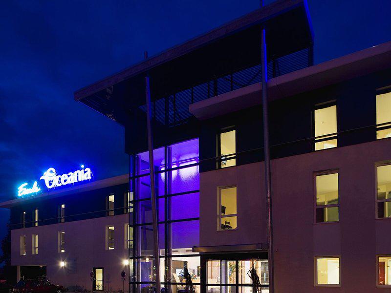 ACB76C7556A42C76FA5E9FA1AA437288