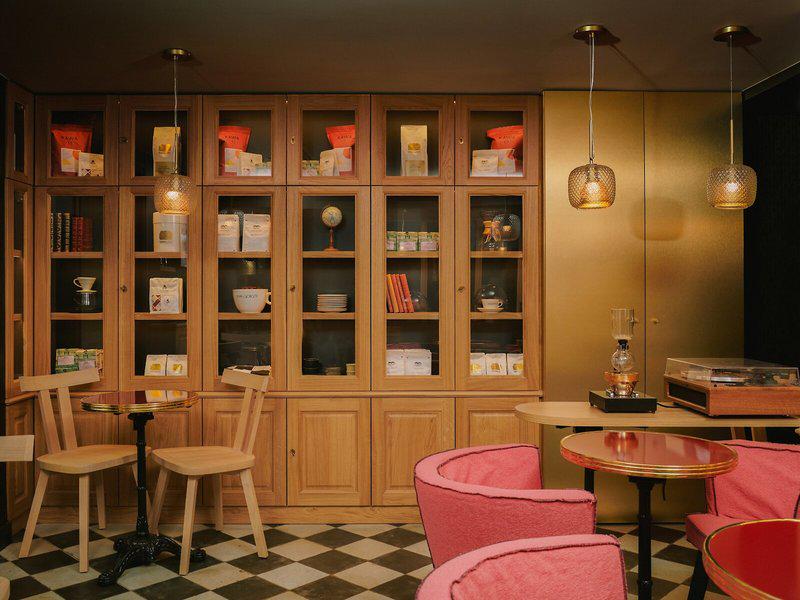 DEF8BB2352E3C62F8BBE1918CCADD1D6