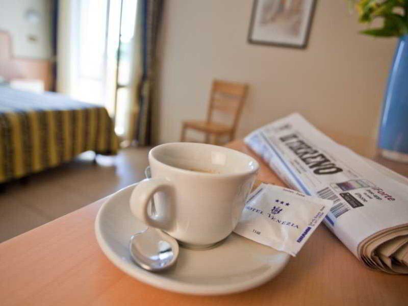 500F55D2BB664E10916BA6E3CEC83CB2