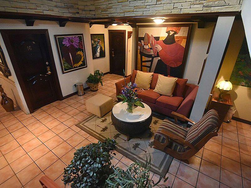 597463024DBB023D50E0FFF2AD9BA195