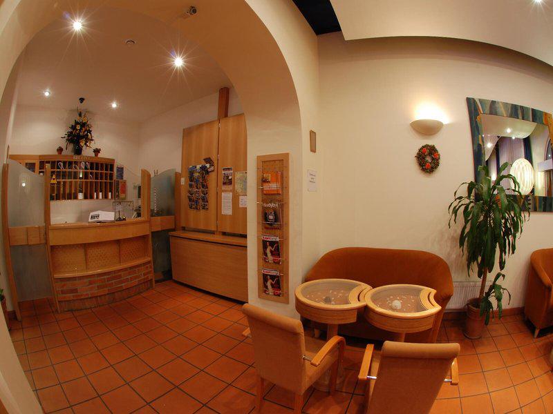 71E4779D0E2983F4D75C011CBB6E02DD