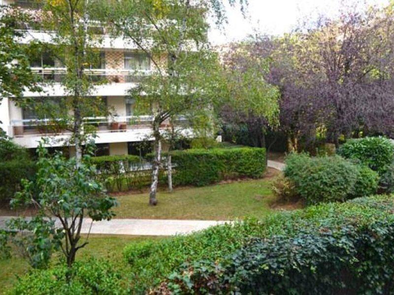 50AFACD19F5ED6AC8B991C4608061381